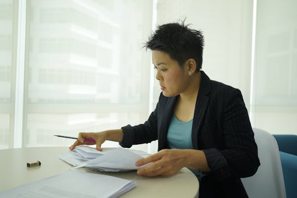 政府AO人工好唔好？AO人工起薪、頂薪、晉升階梯、入職要求